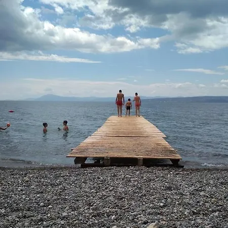 Rent Alexiou アパート