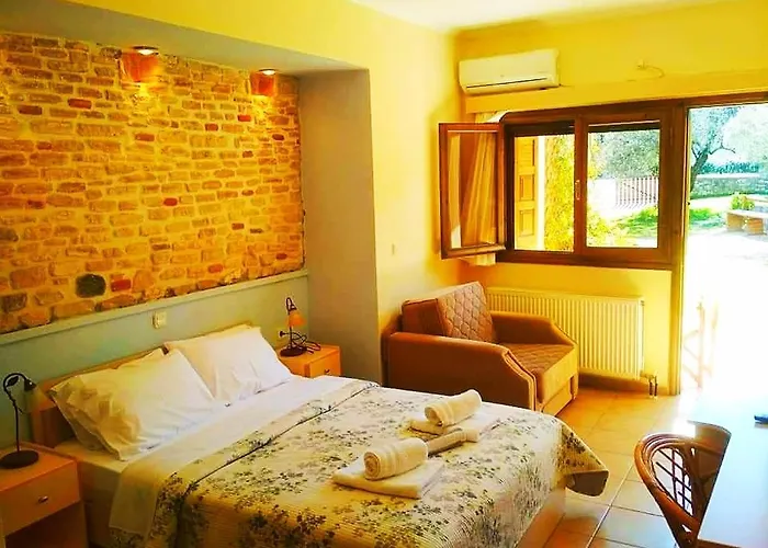 ενοικιαζόμενα αλεξίου * Λίμνη