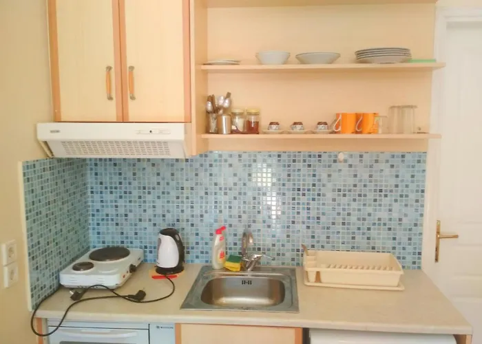 ενοικιαζόμενα αλεξίου * Λίμνη